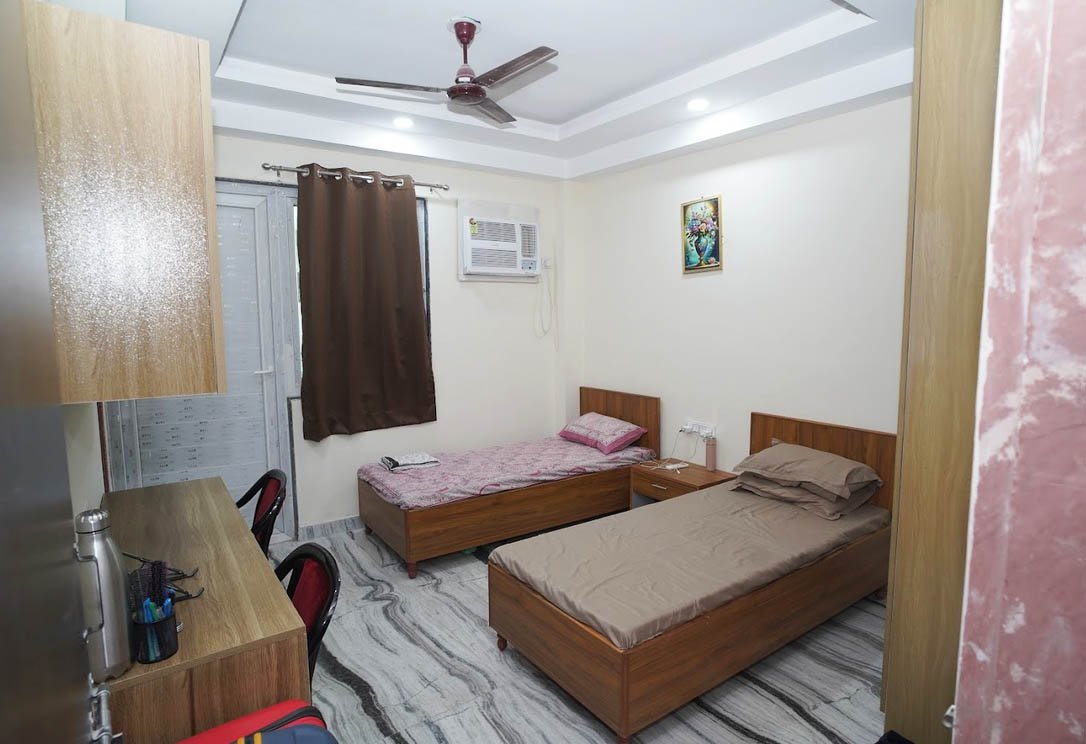 Anant Hostel Double Room